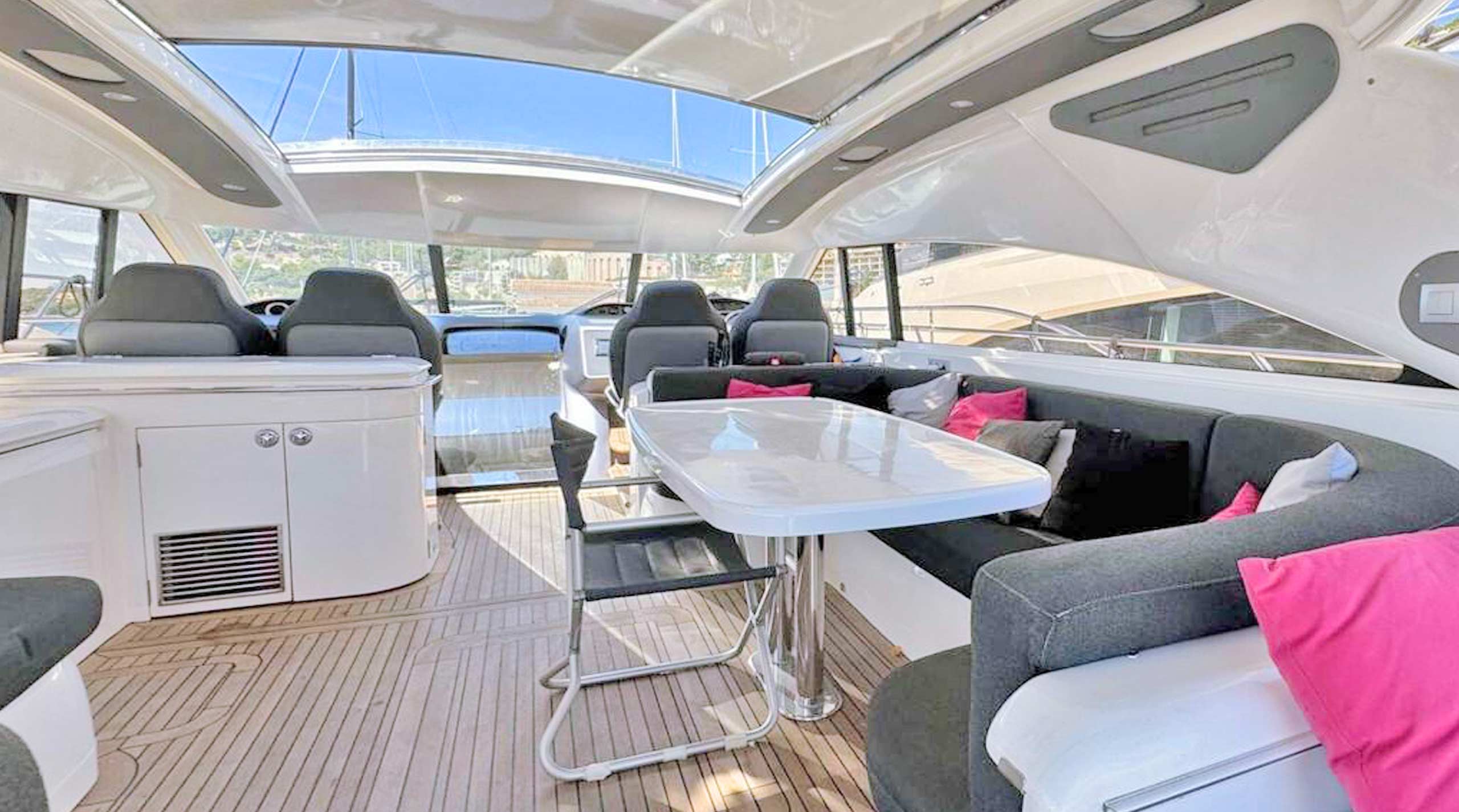 Princess V65