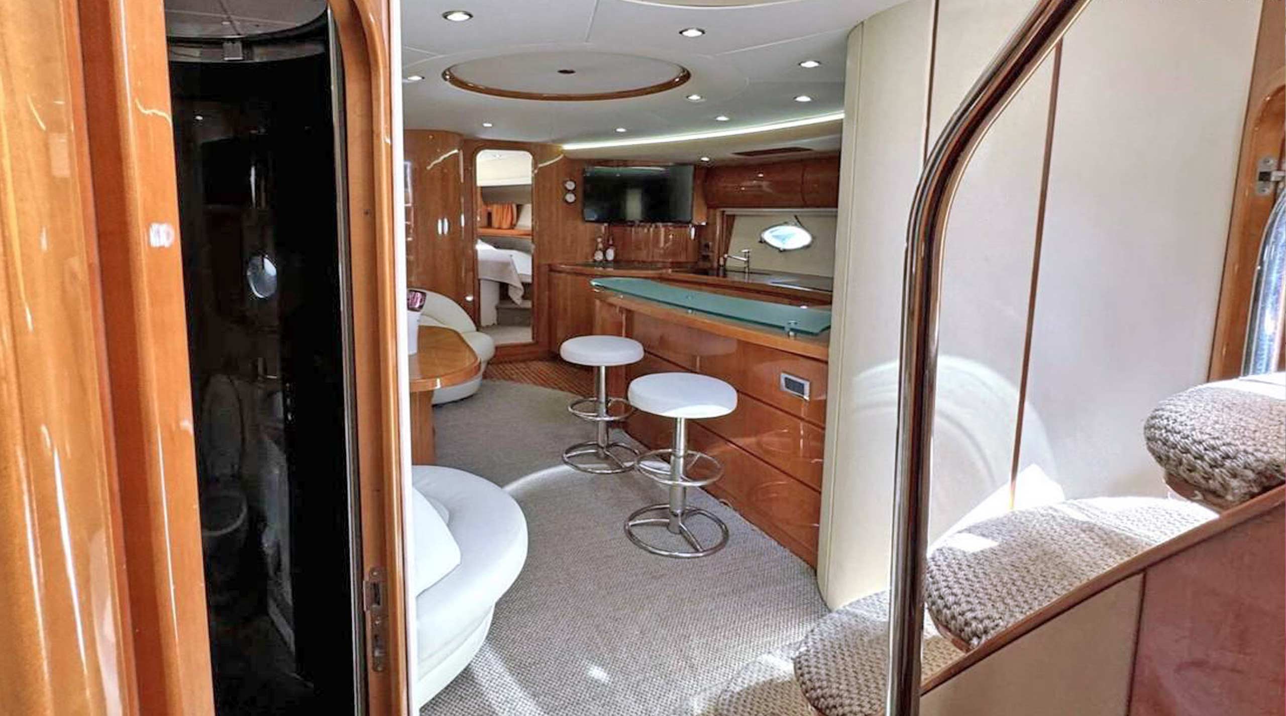 Princess V65