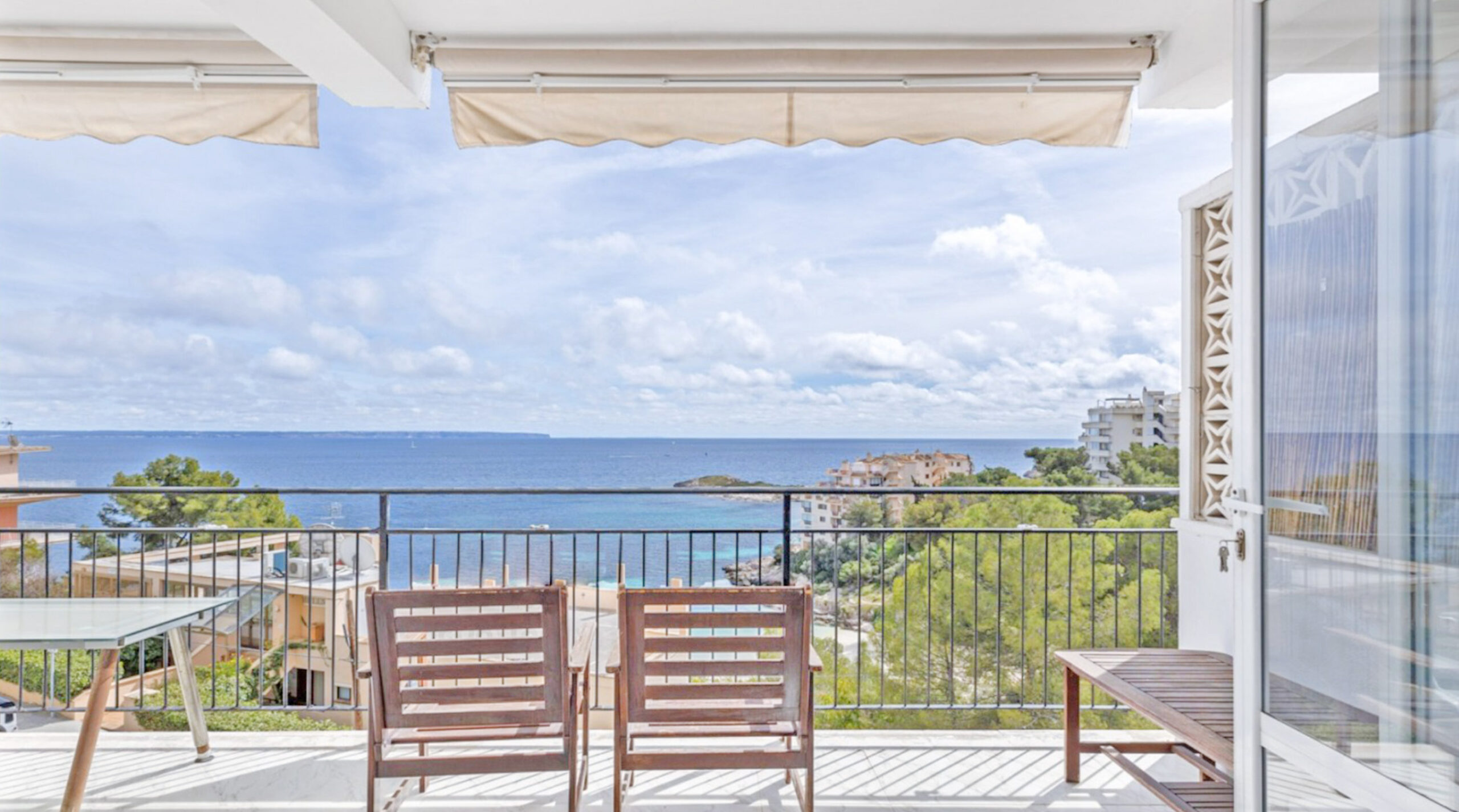 Reformed apartment in Illetas